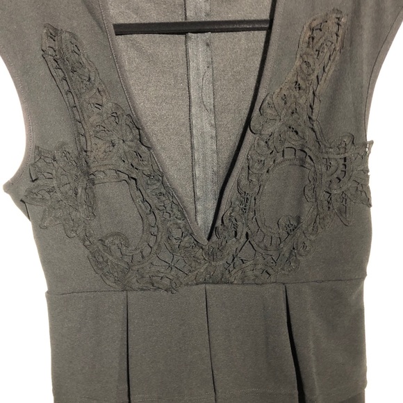 Dress 💃🏻 - Picture 2 of 5